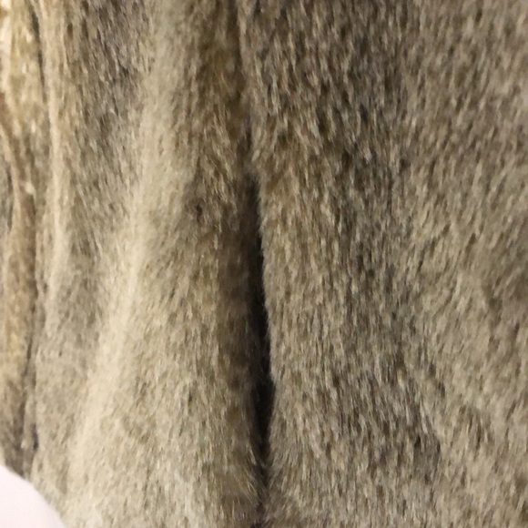 Women’s Anna Tyler Loft Faux Fur Full Zip Soft Vest Whit Haden Pockets - Picture 6 of 10